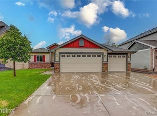 10207R Dover St, Longmont, CO 80504