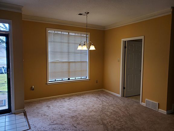 3rd image of 1158 Hunters Lake Dr