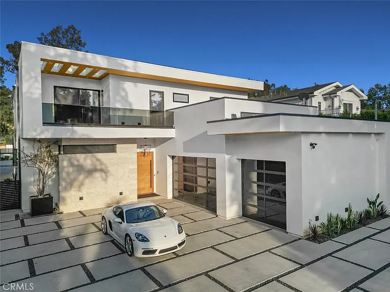 5702 Melvin Ave — Photo 7