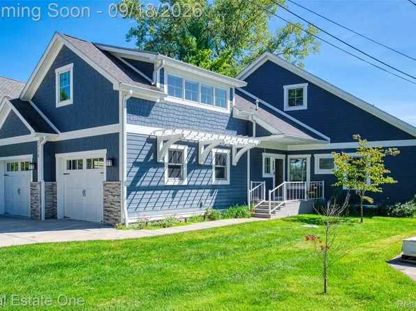 3338 Apache Trl, Pinckney, MI 48169