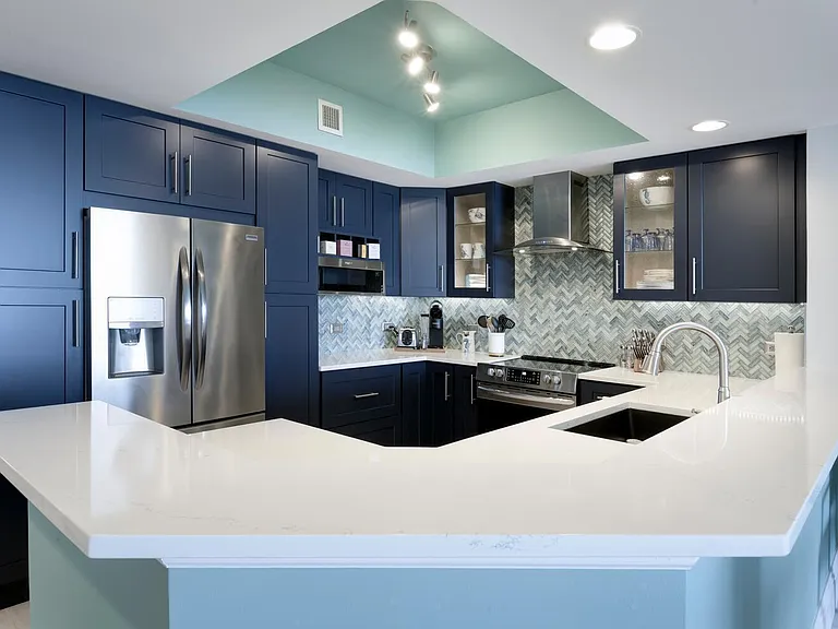 2650 Lake Shore Dr #1602 — Photo 1