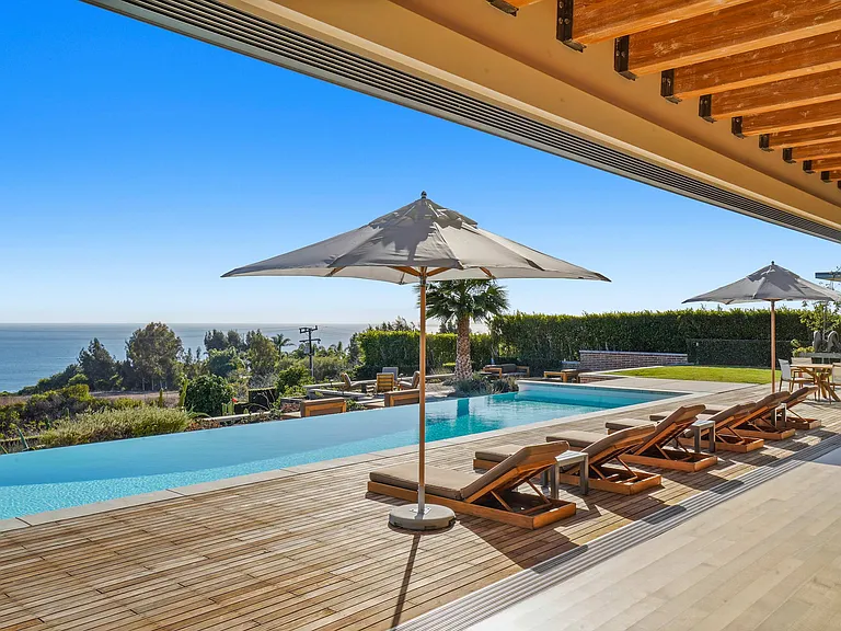 A slice of paradise where luxury meets nature's grandeur.