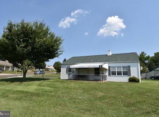 100 Bedford Rd, Fairless Hills, PA 19030