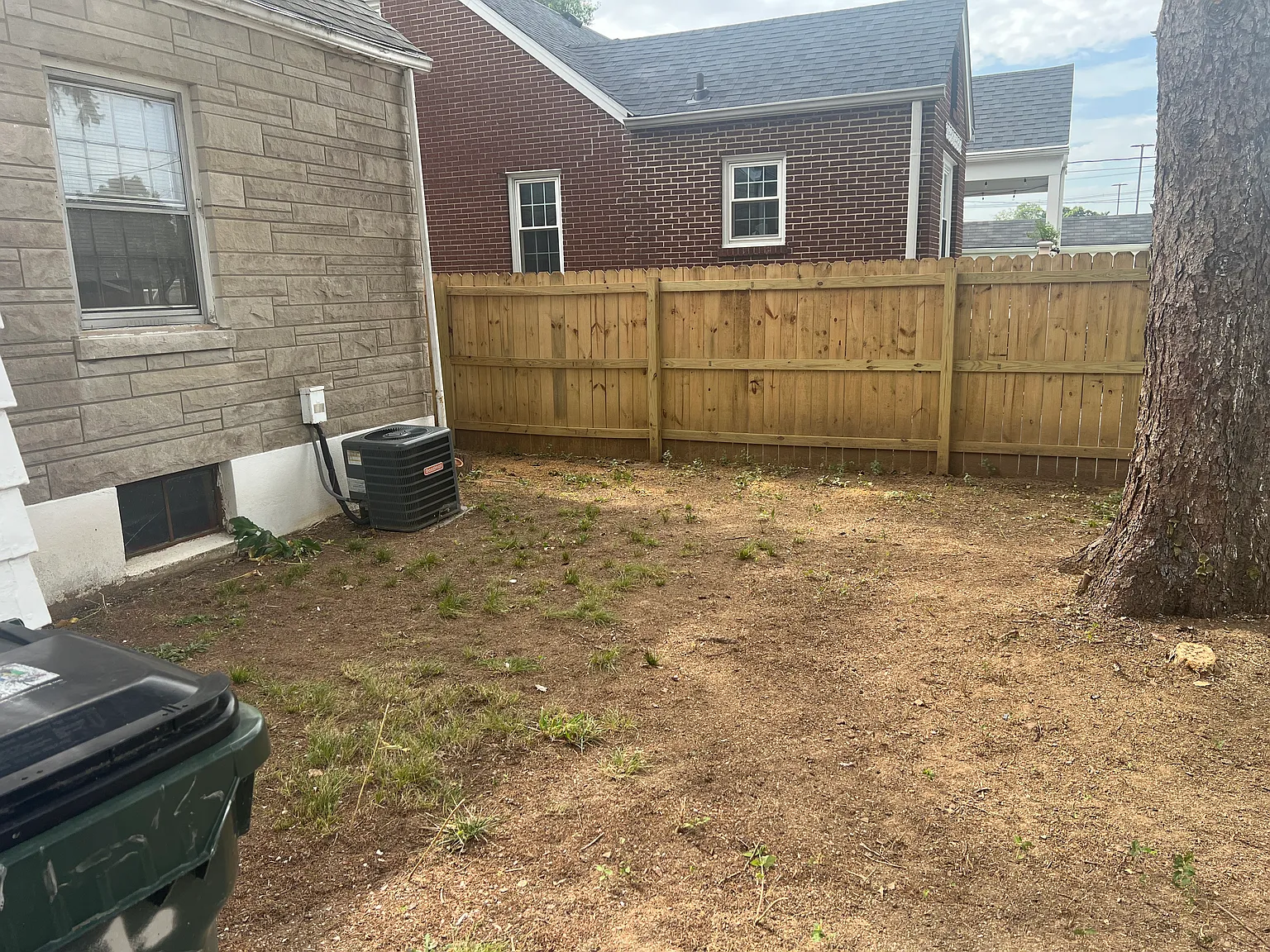 4 bed, 1360 sqft, $3,000 — Photo 3