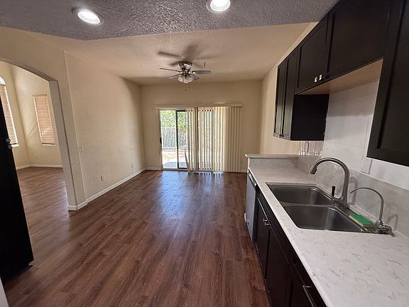 3rd image of 1894 Matin Cir Unit 177