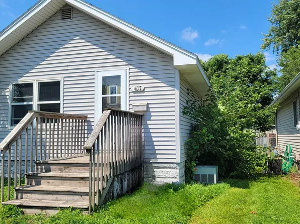 407 E 13th St, Spencer, IA 51301