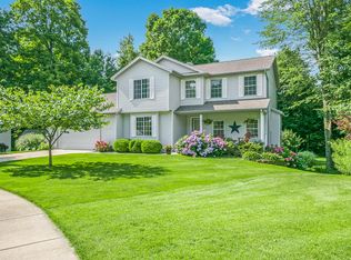 7162 Pine Grove St, Allendale, MI 49401