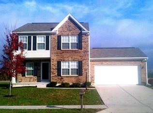 1863 Village Ln, Piqua, OH 45356