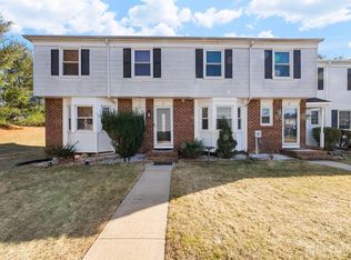 13 Rosewood Ct, Sayreville, NJ 08872