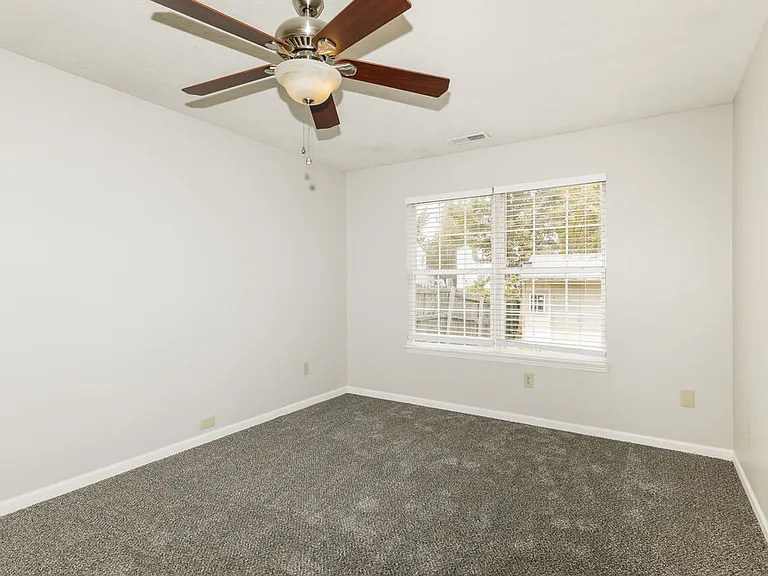 11150 Fall Dr — Photo 8