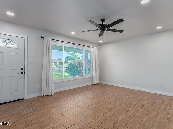 5th image of 2114 N 50TH Avenue