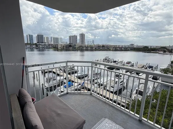 18081 Biscayne Blvd APT 503, North Miami Beach, FL 33160