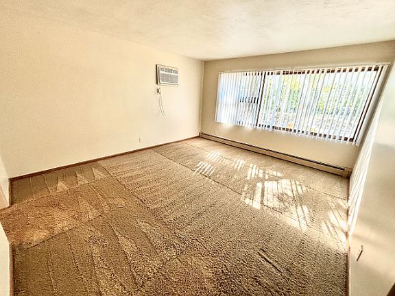 4th image of 1228 Garfield St APT 3