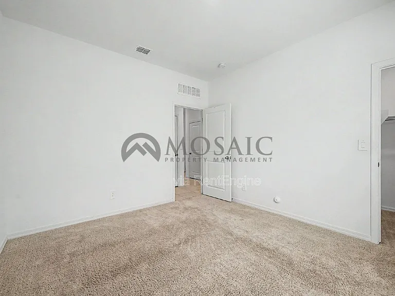 9553 W Agora Ln — Photo 25