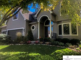 17561 Woolworth Ave, Omaha, NE 68130