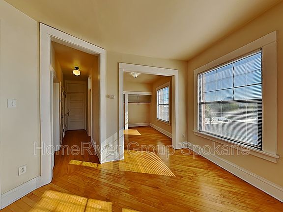 4th image of 1911 N Monroe St Unit H