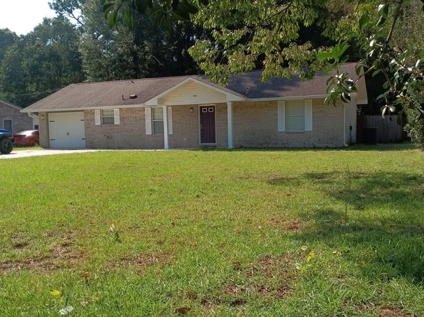 5941 Hamilton Bridge Rd, Milton, FL 32570