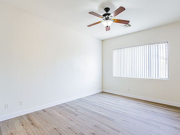 4th image of 4899 Monteleone Ave