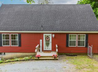 9 Hillcrest Ave, Wynantskill, NY 12198