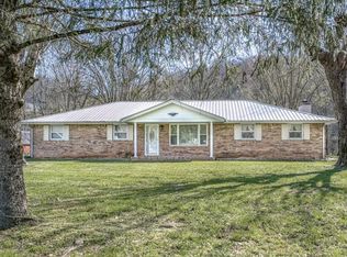 824 Riverside Sub, Celina, TN 38551