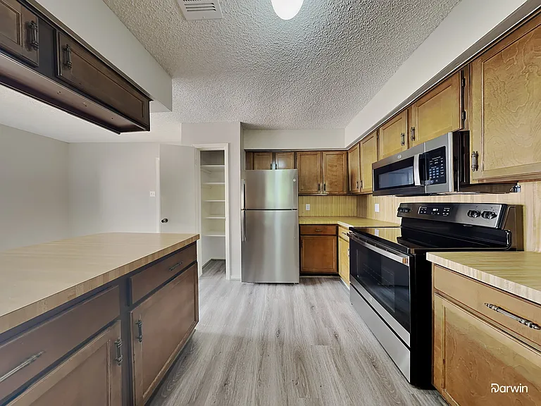 23111 Calico Corners Ln — Photo 2