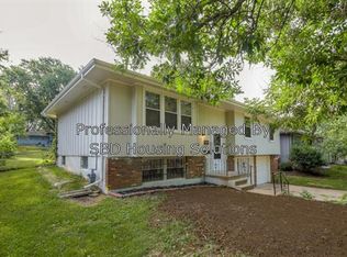13211 Craig Ave, Grandview, MO 64030