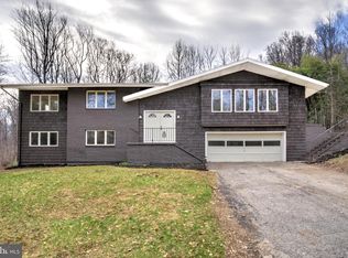704 Fishing Creek Rd, New Cumberland, PA 17070