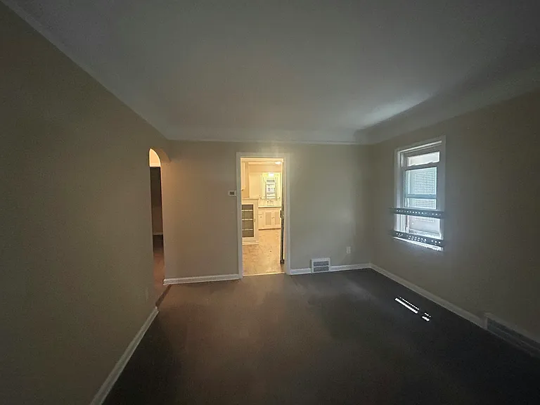 5290 University Pl — Photo 8