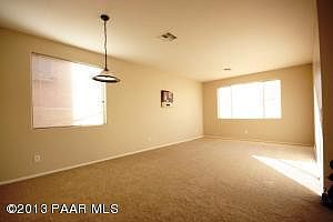 3rd image of 43612 N 44th Ave