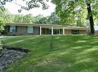 4 Forest Park Ct, Dayton, OH 45449