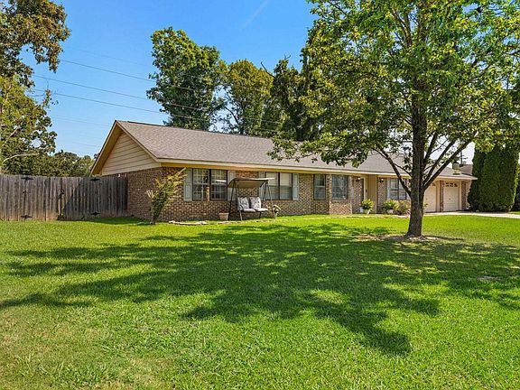 2nd image of 246 New Castle Dr
