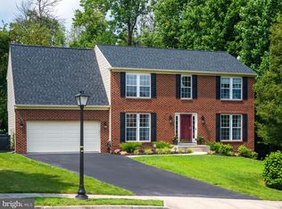 2 Huntington Ct, BOOTHWYN, PA 19061