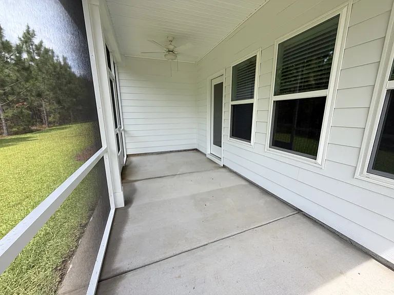 512 Outpost Way — Photo 32