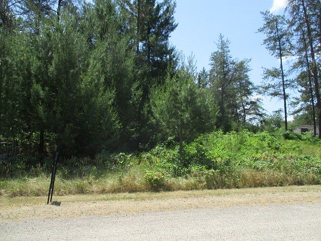 2nd image of Lee Rd