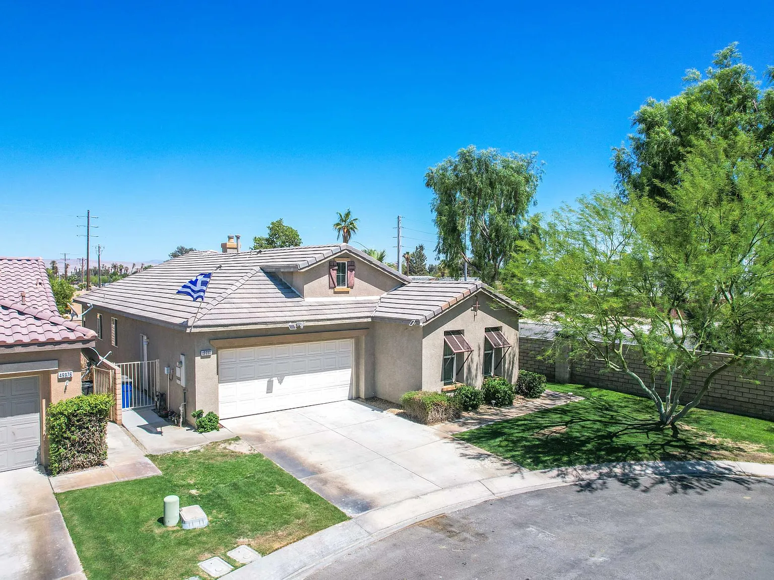 49990 Eastwood Ln — Photo 2