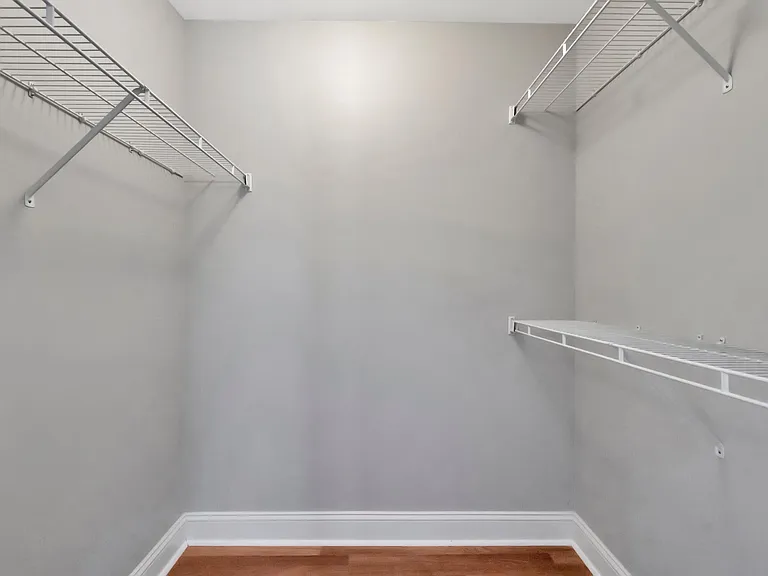 3520 Elkins Ave — Photo 13