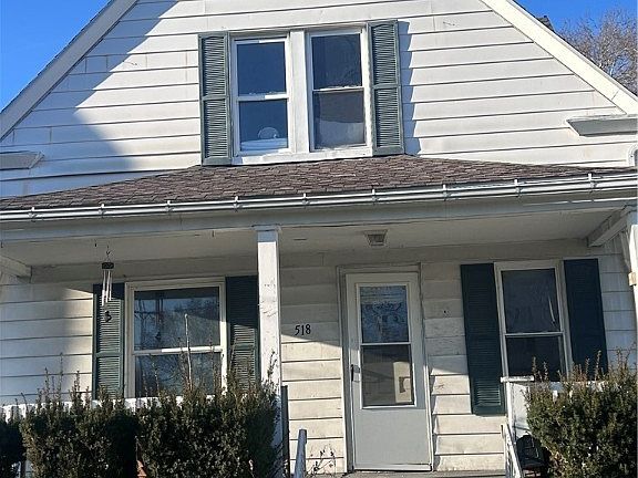 2nd image of 518 W 21st St