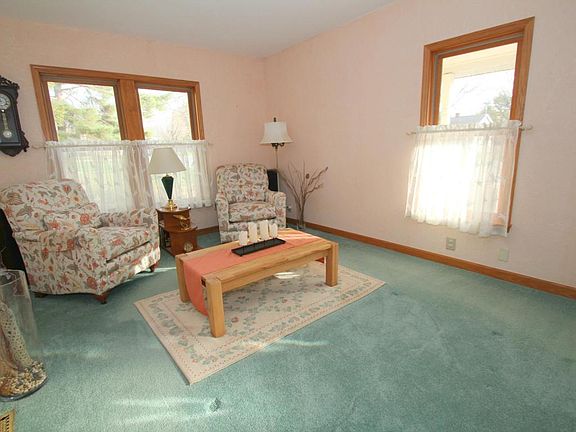 4th image of 514 Lincoln St