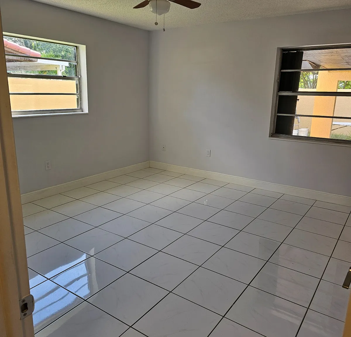 SW North Kendall Dr, Miami — Photo 4