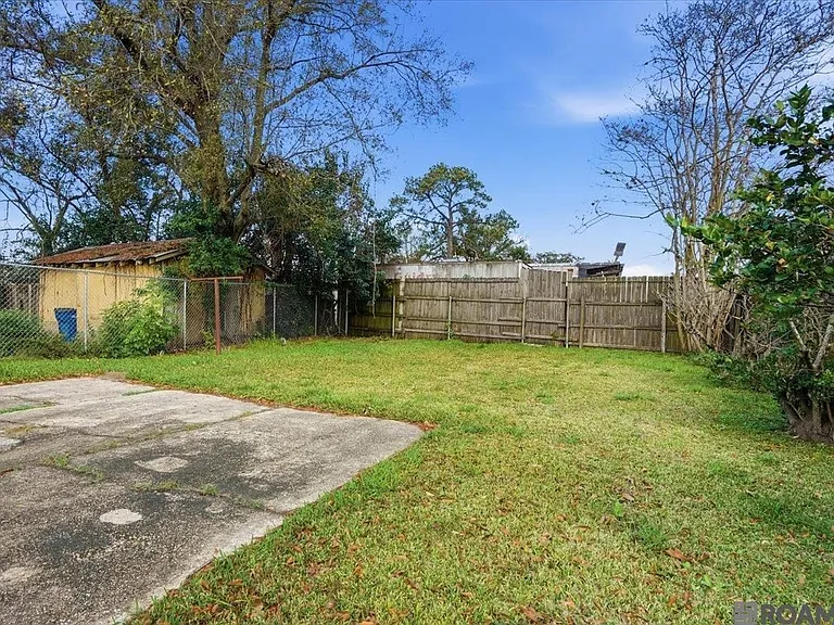 3285 Ozark St — Photo 12