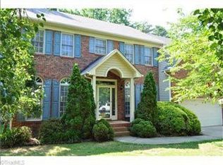 3 Old Orchard Ln, Greensboro, NC 27455