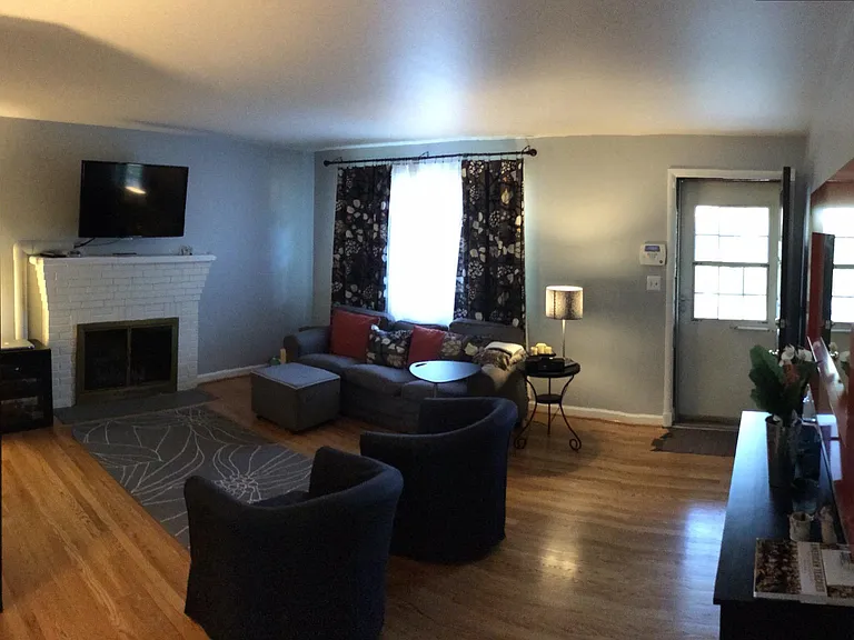 6008 Jamestown Rd — Photo 5