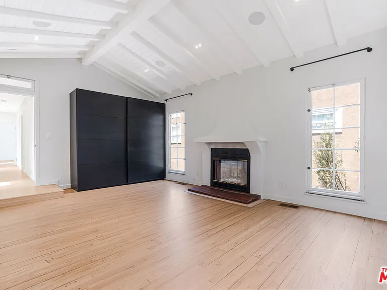 4155 Lincoln Ave — Photo 12