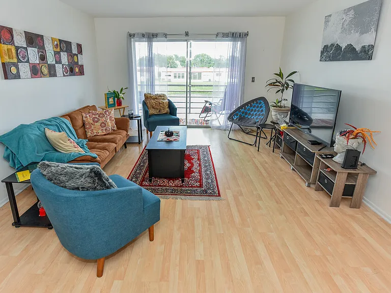 477 Lake Dora Dr — Photo 14