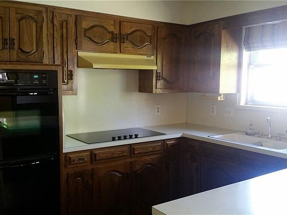 4th image of 265 Willow Wood St