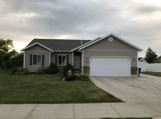1395 E 100 S, Hyrum, UT 84319