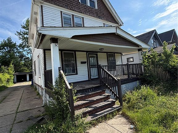 2nd image of 13405 Svec Ave