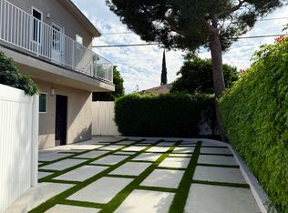 18012 Bullock St, Encino, CA 91316