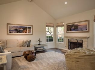 9911 Club Place Ln, Carmel, CA 93923