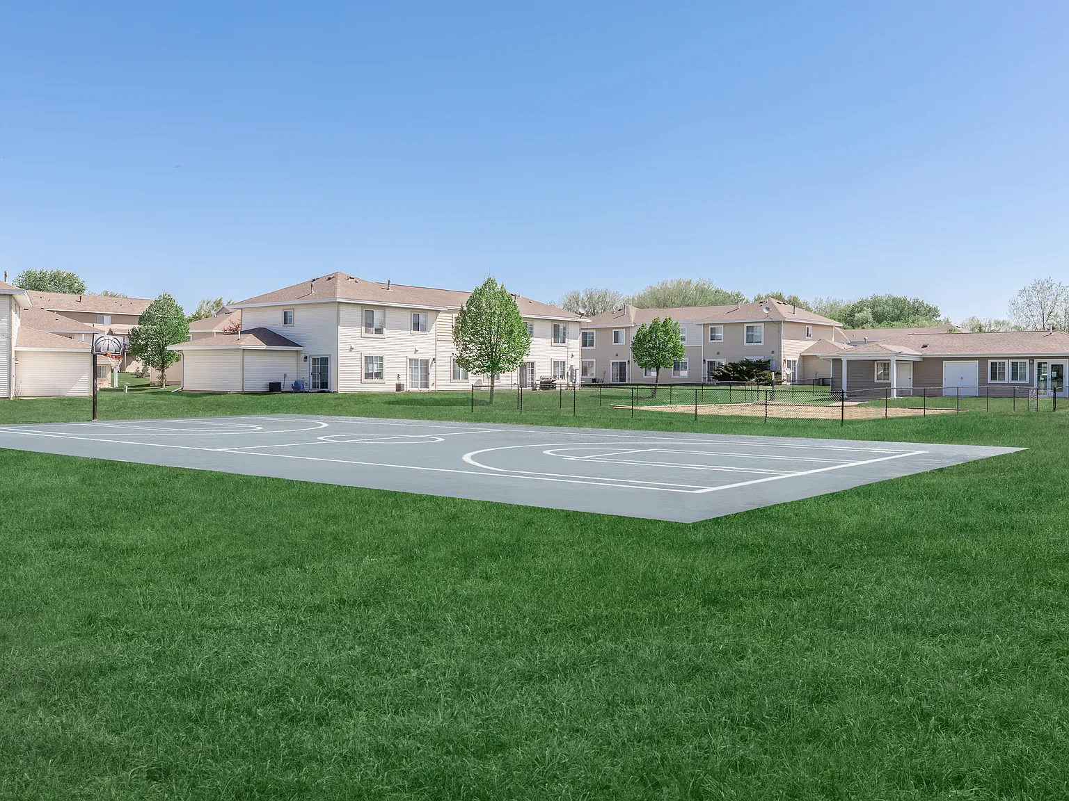 Dakota Townhomes — Photo 3